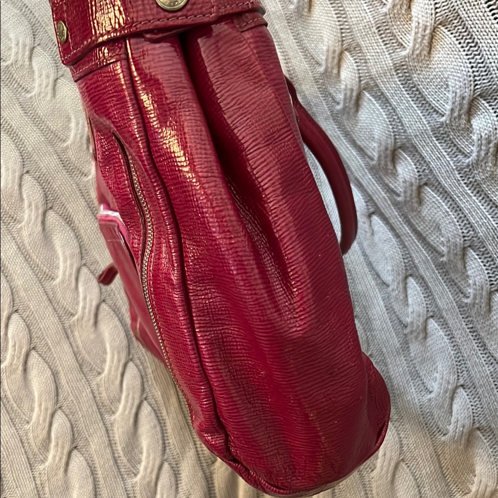 Longchamp Red Glossy Leather Shoulder Bag - Picture 9 of 17
